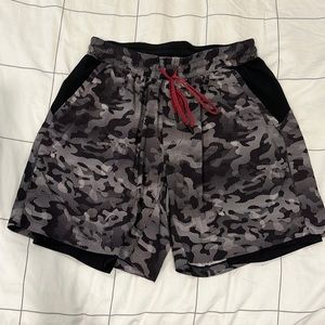 Lululemon lined black camo shorts